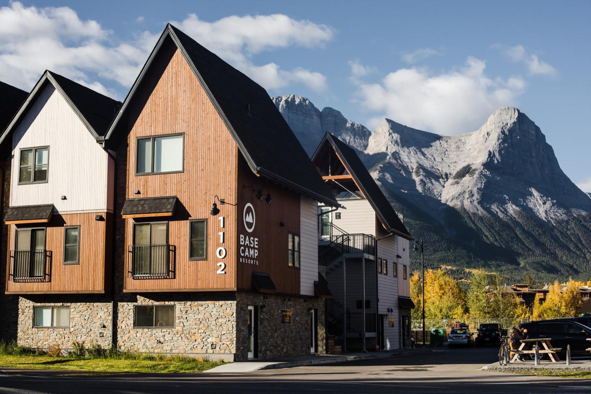 Basecamp Resorts Canmore Exterior foto